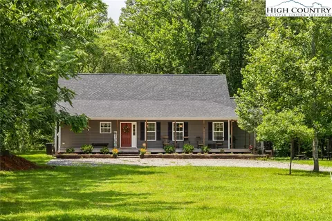 351 Colony Ln, Purlear, NC 28665