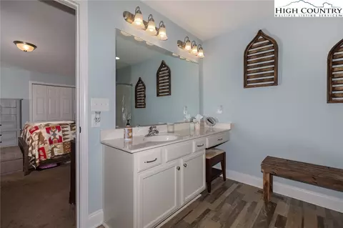 Bath - 351 Colony Ln, Purlear, NC 28665 photo 1 of 5