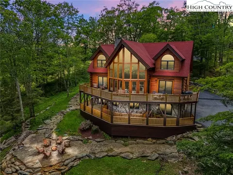 324 Sugar View Trl, Banner Elk, NC 28604