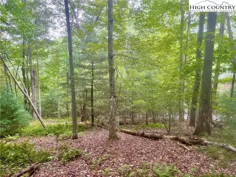 tbd Laurelwood Dr, West Jefferson, NC 28684