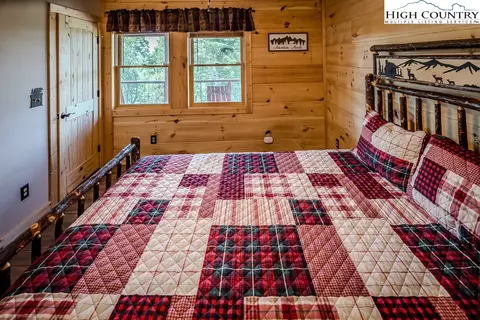 Bedroom - 322 Bar None Rd, Jefferson, NC 28640 photo 3 of 4