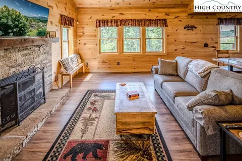 Living - 322 Bar None Rd, Jefferson, NC 28640 photo 3 of 6