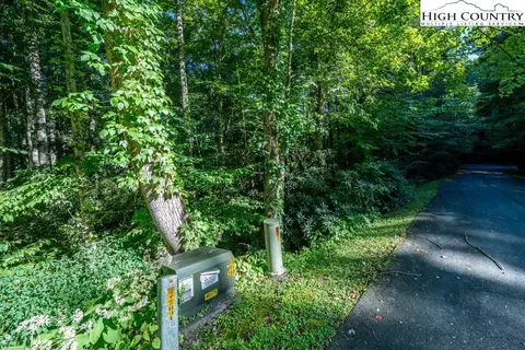 lot31 Tara Dr, Banner Elk, NC 28604