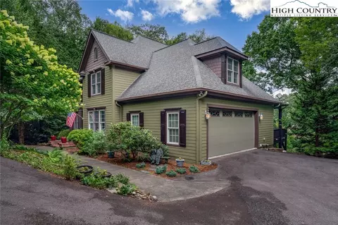 170 Wonderland Woods Dr, Blowing Rock, NC 28605