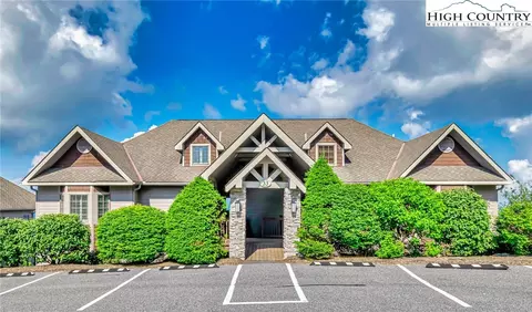 137 Trails End #33A, Sugar Mountain, NC 28604
