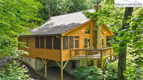 175 New Homestead Dr, Vilas, NC 28692