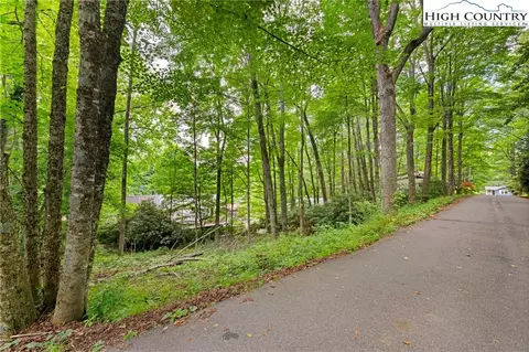 140 Pine View Rd, Newland, NC 28657