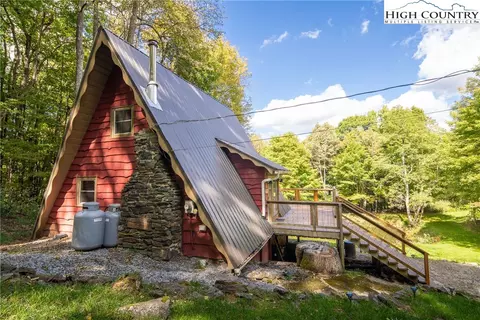 347 Howards Knob Rd, Boone, NC 28607 photo 8