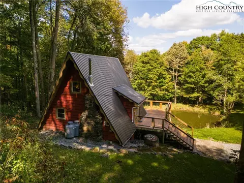 347 Howards Knob Rd, Boone, NC 28607 photo 3