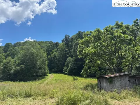 460 Grubbs Chapel Rd, Independence, VA 24348 photo 10