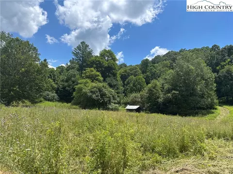 460 Grubbs Chapel Rd, Independence, VA 24348