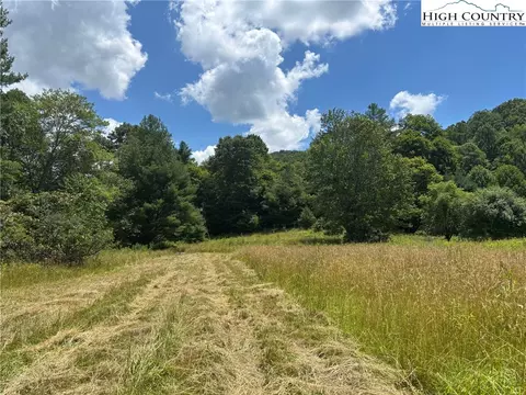 460 Grubbs Chapel Rd, Independence, VA 24348 photo 13