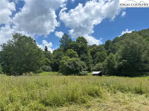 460 Grubbs Chapel Rd, Independence, VA 24348 photo 9