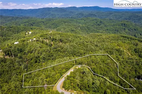 183 Marigold Rd, Boone, NC 28607 photo 2
