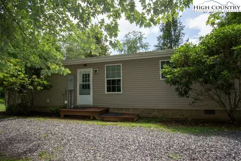 Exterior - 184 Sanctuary Dr, Crumpler, NC 28617 photo 6 of 10