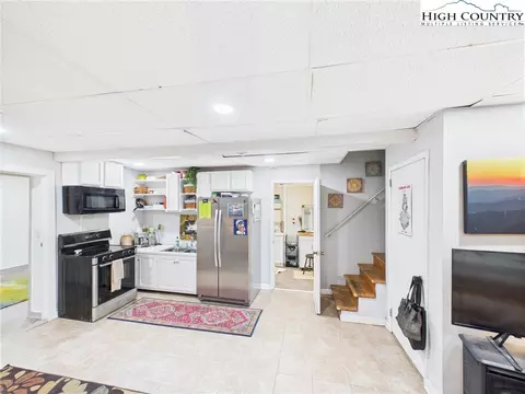 Kitchen - 601 Dogwood Rd, Boone, NC 28607 photo 3 of 3