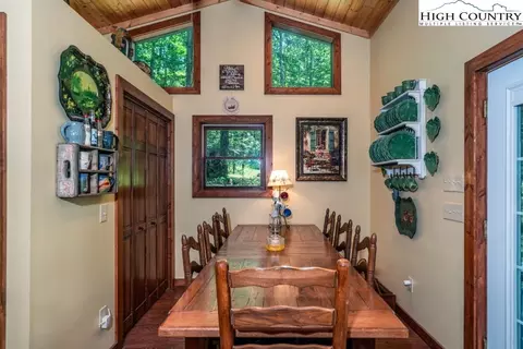 Dining - 31 Red Fox Ln, Banner Elk, NC 28604 photo 3 of 3
