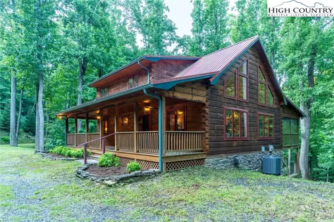 Exterior - 160 Capote Ct, Boone, NC 28607 photo 2 of 20