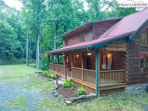 Exterior - 160 Capote Ct, Boone, NC 28607 photo 13 of 20