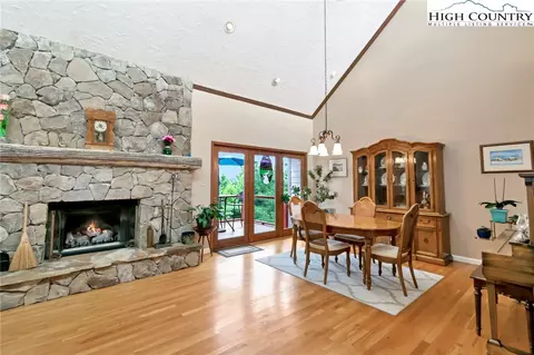 Dining - 314 Heather St, Boone, NC 28607 photo 1 of 6