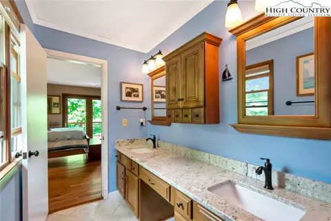 Bath - 314 Heather St, Boone, NC 28607 photo 6 of 6