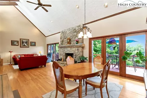 Dining - 314 Heather St, Boone, NC 28607 photo 4 of 6