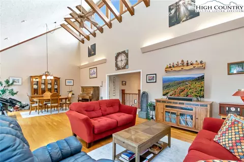 314 Heather St, Boone, NC 28607