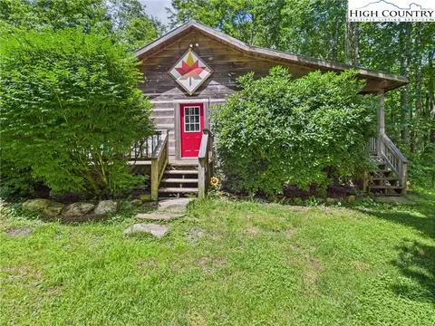 2362 Timber Ridge Rd, Sugar Grove, NC 28679