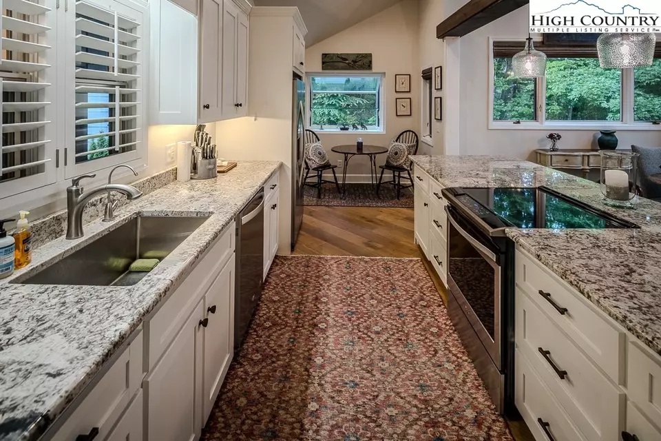 Kitchen - 211 Grouse Moor Dr #211, Linville, NC 28646 photo 2 of 2