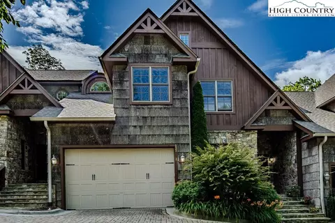 132 Mill Pond Manor Dr #2, Banner Elk, NC 28604