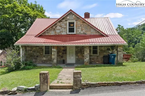 245 Green St, Boone, NC 28607 photo 8