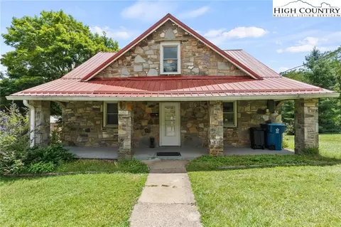 245 Green St, Boone, NC 28607