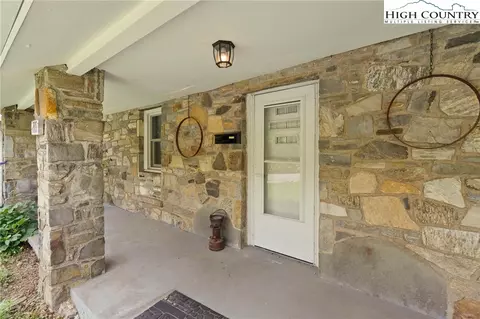245 Green St, Boone, NC 28607 photo 10