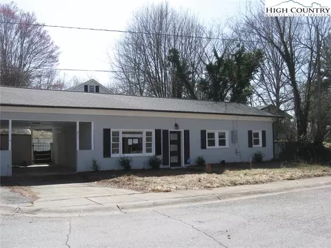 221 N St, North Wilkesboro, NC 28659