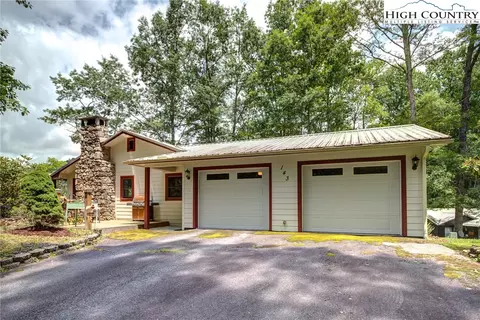 143 Valle River Rd, Banner Elk, NC 28604