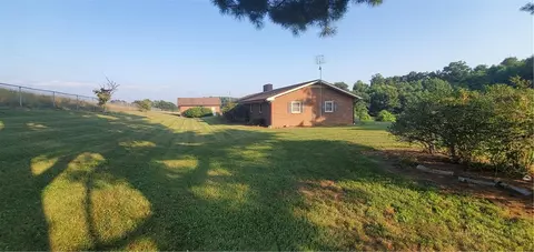 Exterior - 427 J E Gentry Rd, Crumpler, NC 28640 photo 2 of 4