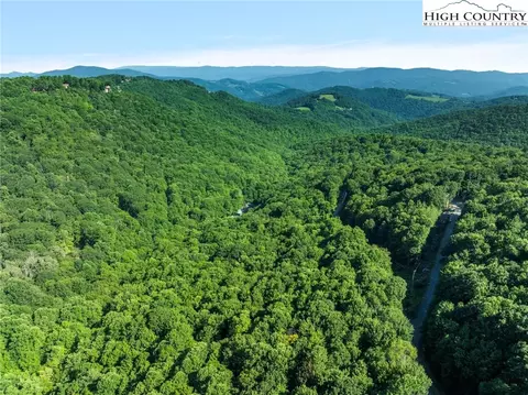 303 Locust Ridge Rd, Beech Mountain, NC 28604 photo 17