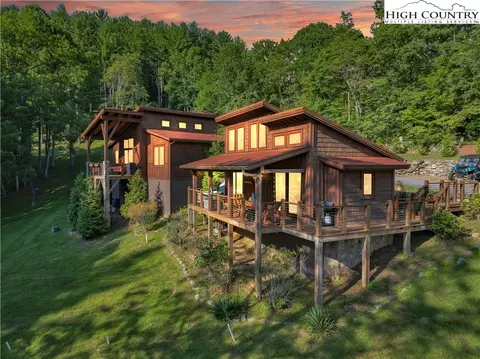 91 Stonefly Trl, Banner Elk, NC 28604