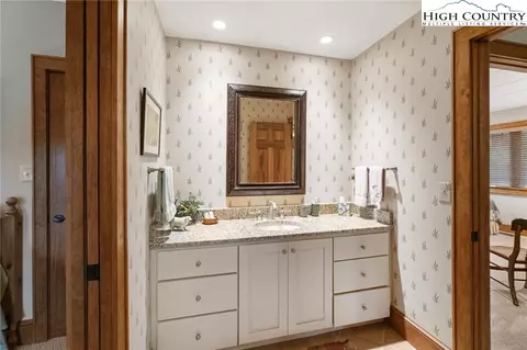 Bath - 751 Echota Pkwy, Boone, NC 28607 photo 6 of 7