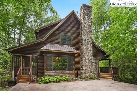 261 W Ridge Dr, Ferguson, NC 28624