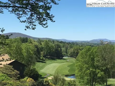 738 Country Club Rd, Roaring Gap, NC 28668