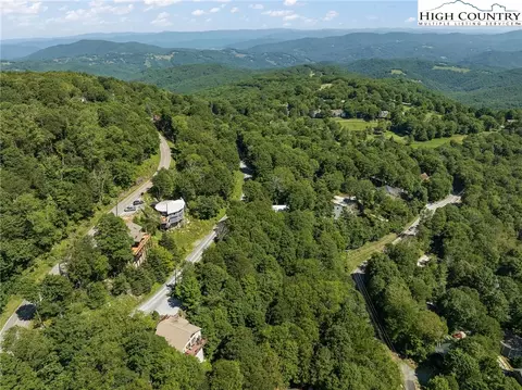 106 Northridge Ln, Beech Mountain, NC 28604 photo 10