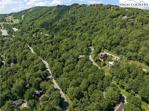 106 Northridge Ln, Beech Mountain, NC 28604 photo 14