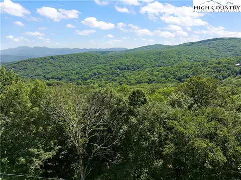 104 Northridge Ln, Beech Mountain, NC 28604 photo 16