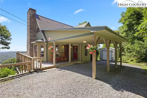 657 Golden Ridge Rd, Blowing Rock, NC 28605