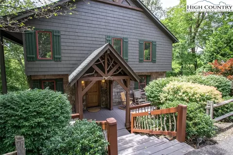 280 Spruce Pine Trl, Blowing Rock, NC 28605