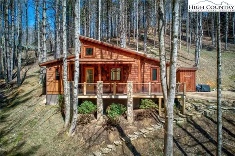 169 Stonefly Trl, Banner Elk, NC 28604