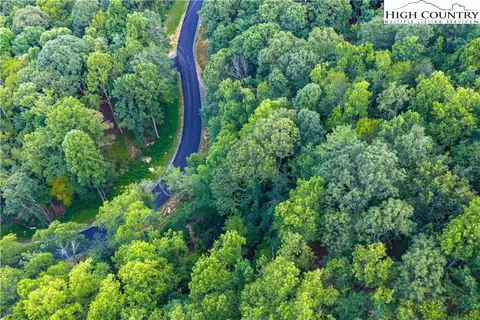 48 Wildcat Wilderness Pkwy, Deep Gap, NC 28618 photo 22