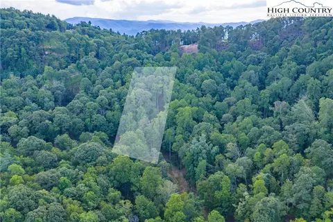 48 Wildcat Wilderness Pkwy, Deep Gap, NC 28618 photo 24