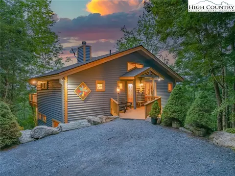 190 Wild Daisy Ln, Beech Mountain, NC 28604